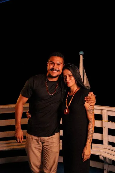 Isabelle Maciel e Vinicius Villare durante as grava&ccedil;&otilde;es do podcast - Foto: Jos&eacute; Marcos Tapaj&oacute;s
