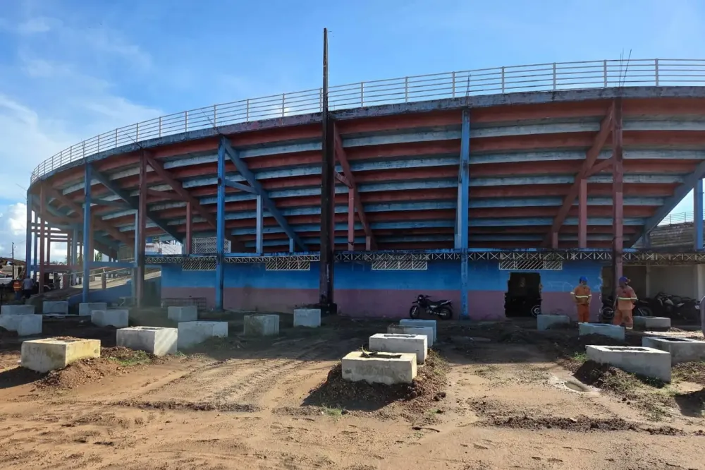 Obras de amplia&ccedil;&atilde;o do trib&oacute;dromo de Jurruti - foto: Divulga&ccedil;&atilde;o