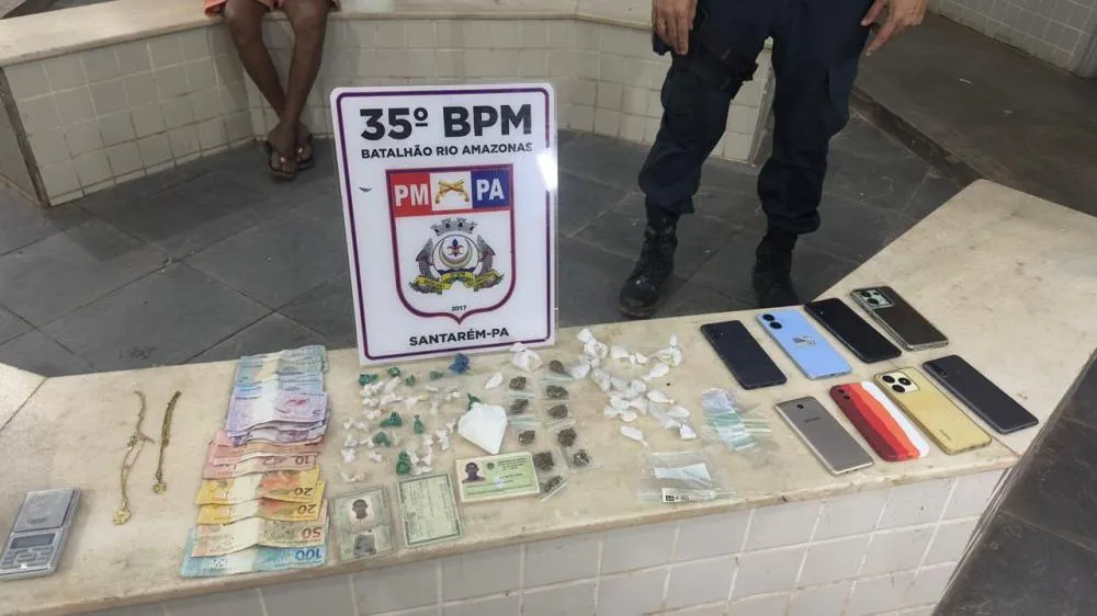 Polícia Militar desarticula ponto de tráfico no bairro Santana e apreende drogas em Santarém