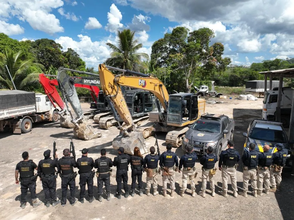 Polícia Federal combate garimpo ilegal e apreende maquinário no Sudoeste do Pará