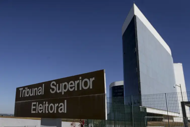Eleições 2026: Campanha do TSE incentiva participação política mulheres, negros e indígenas 